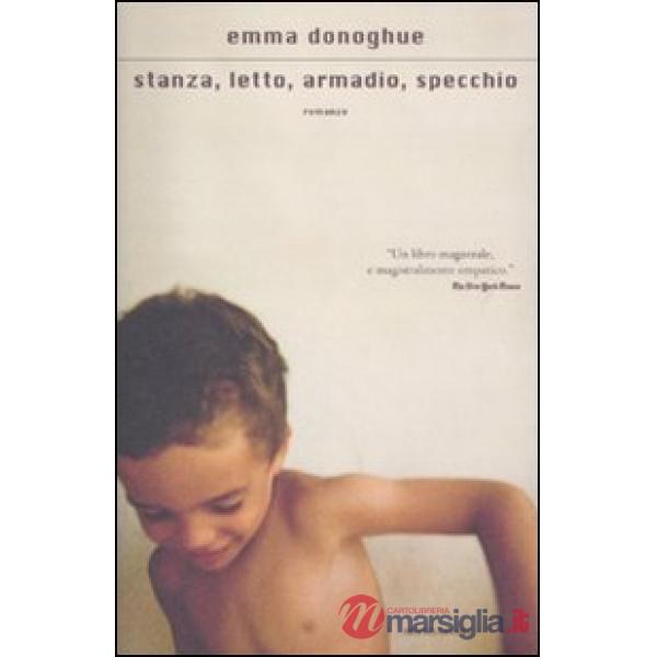 Stanza, letto, armadio, specchio