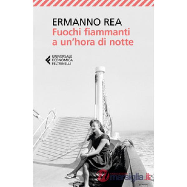 Fuochi fiammanti a un'hora di notte