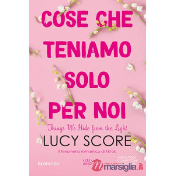 Cose che teniamo solo per noi. Things we hide from the light