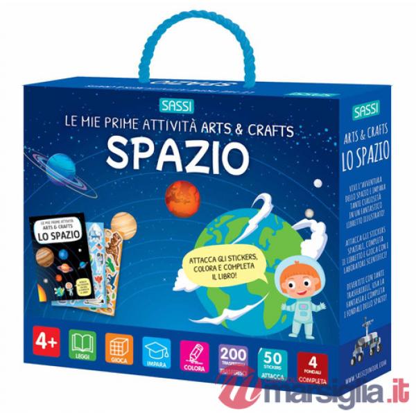 Spazio. Le mie prime attività arts & crafts. Ediz. a colori. Con 4 fondali. Con 200 trasferibili. Con 50 Adesivi (Lo)