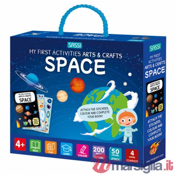 Space. My first activities arts & crafts. Ediz. a colori. Con 200 decals. Con 4 scenes. Con 50 stickers
