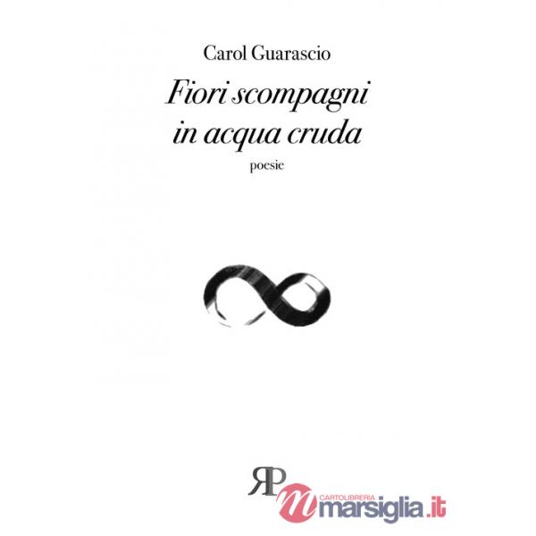 Fiori scompagni in acqua cruda