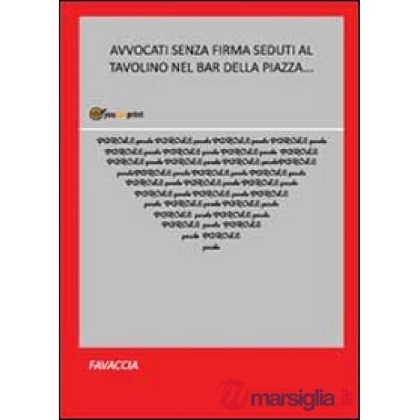 Avvocati senza firma seduti al tavolino nel bar della piazza...