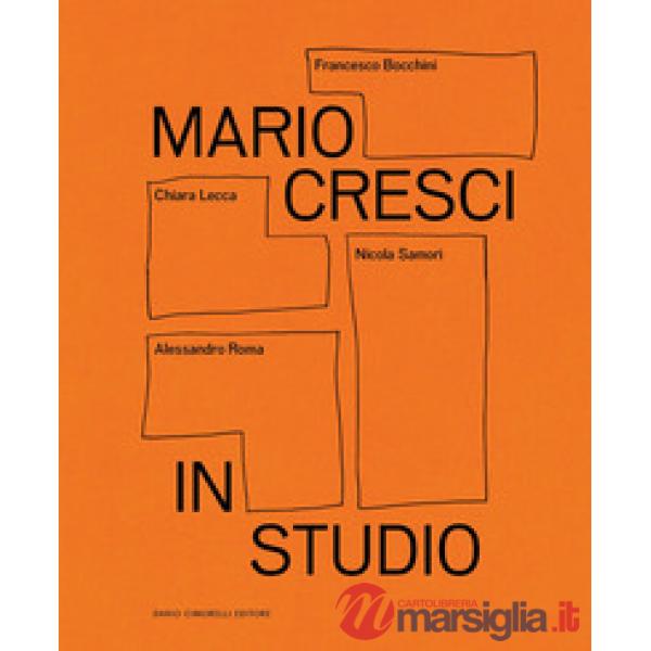 Mario Cresci. In studio